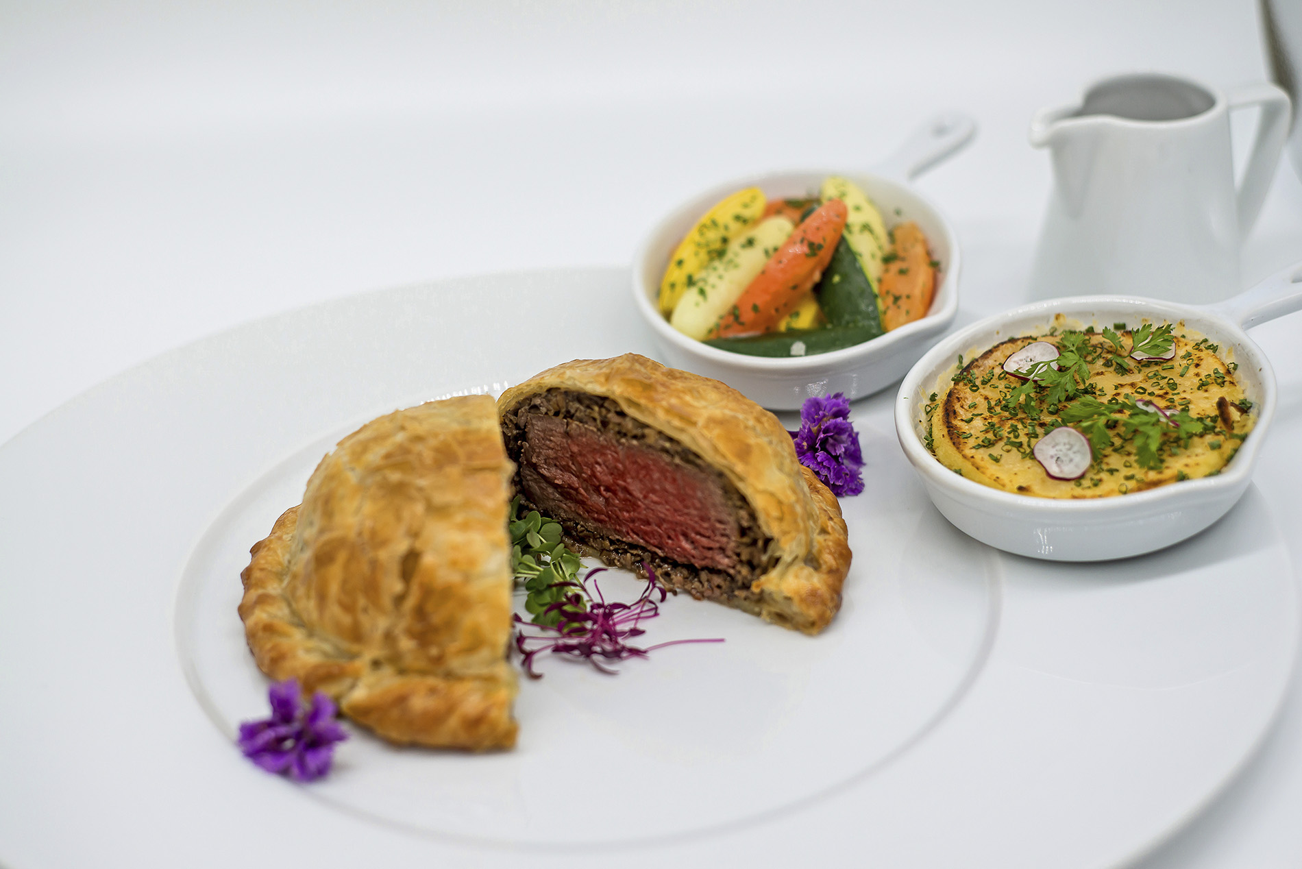 Scenic Eclipse - Lumière Restaurant & Champagne Bar